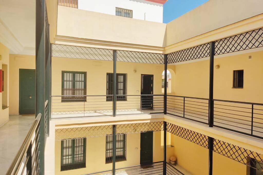 Homeyseville-Duplex Con Terraza Santa Cruz 5 Pax, Parking Optional — Photos 2